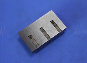 導向孔鎢鋼加工凸模凹模定制